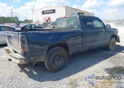 2005 Chevrolet Silverado 1500 Work Truck z USA, uszkodzony, nr VIN 1GCEC19XX5Z308377
